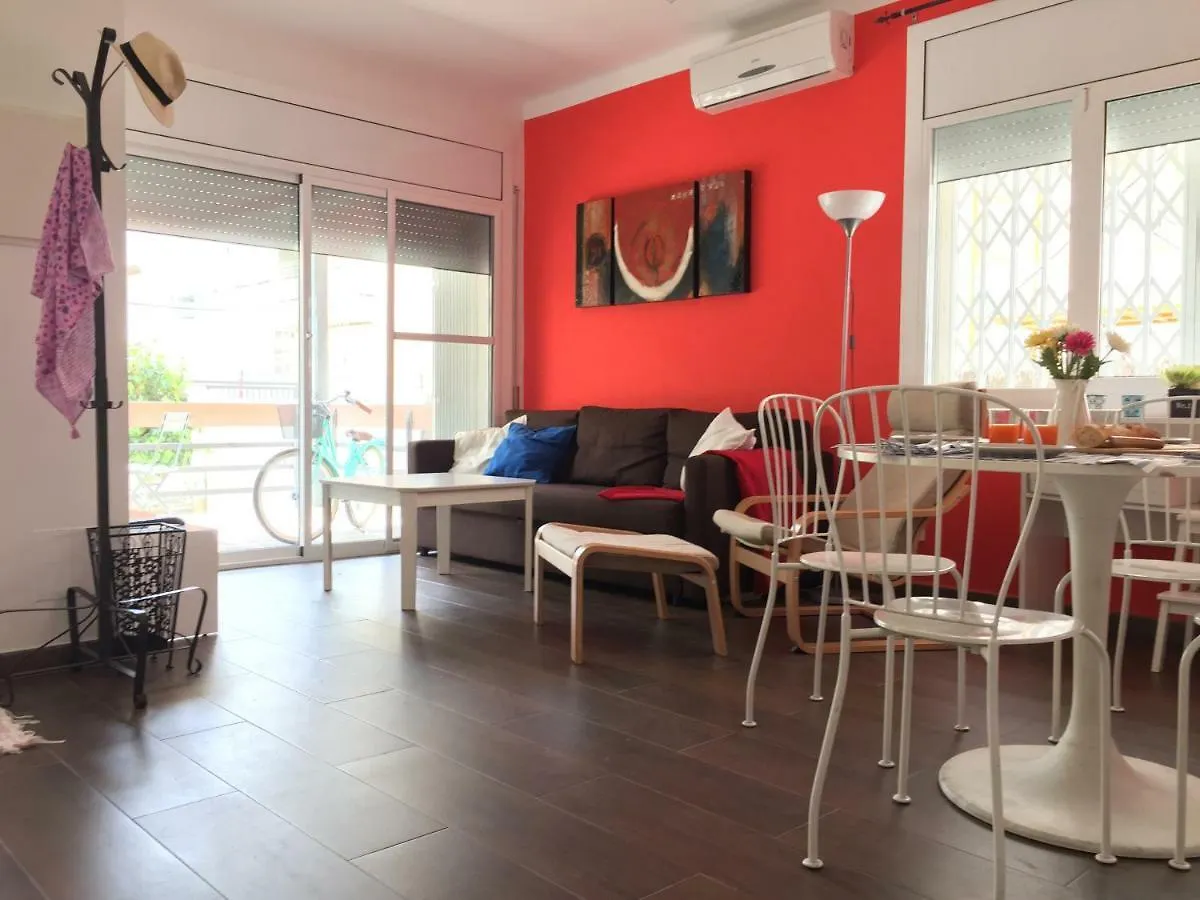 Nice Apartment 80 Meters From The Beach Calafell