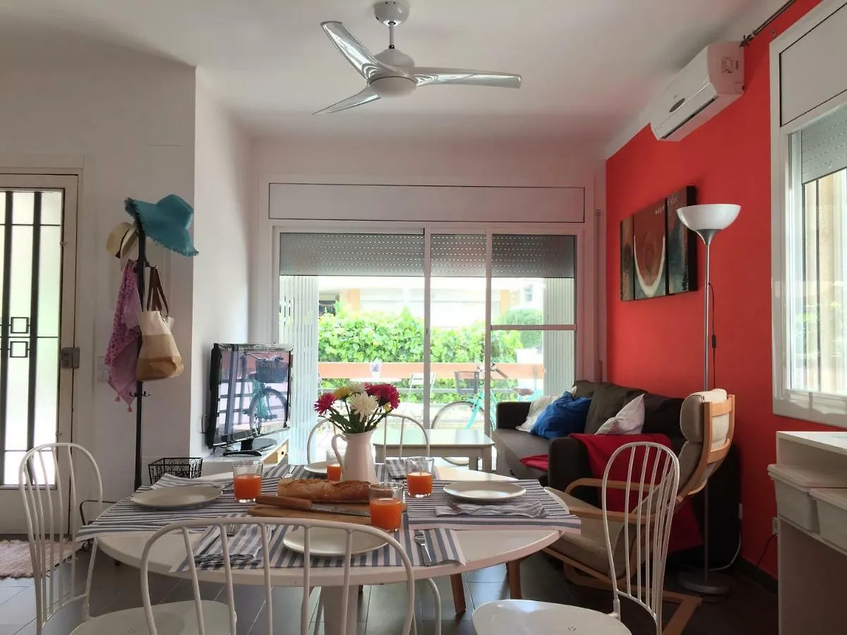 Nice Apartment 80 Meters From The Beach Calafell España
