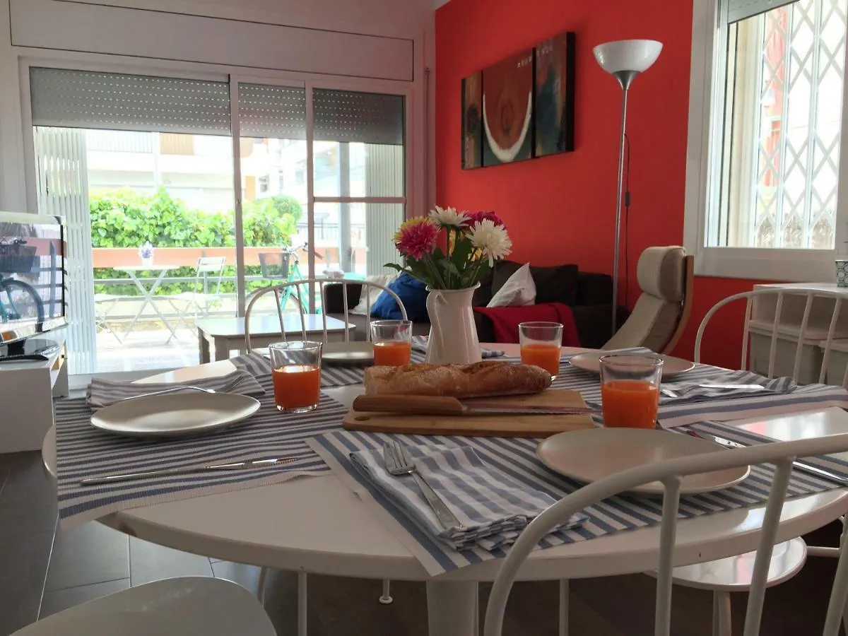 Nice Apartment 80 Meters From The Beach Calafell 0*,