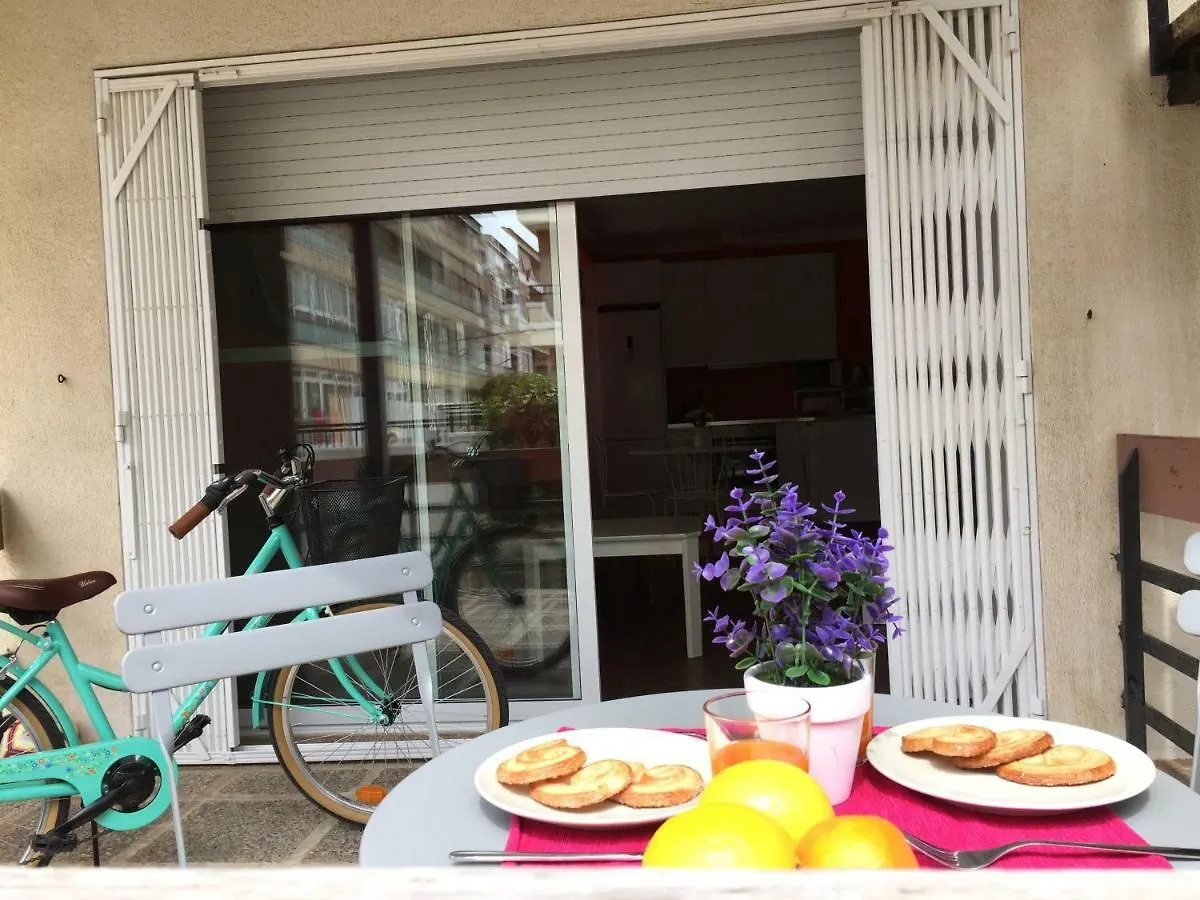 Nice Apartment 80 Meters From The Beach Calafell